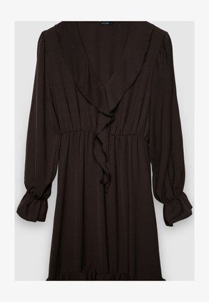 Robe marron avec manches longues bouffantes, un décolleté en V et un design à volants sur le devant. Caractérisée par une taille froncée et un ourlet à volants en étages.