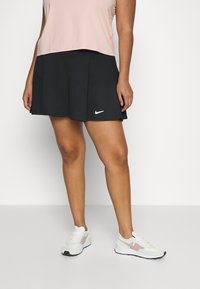 Nike Performance - WNKCT DF VCTRY SKRT FLNCY PLU - Sporta svārki - black/white Miniatūras attēls 1