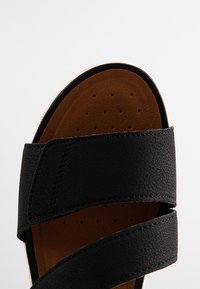 Geox D VEGA A - Sandały