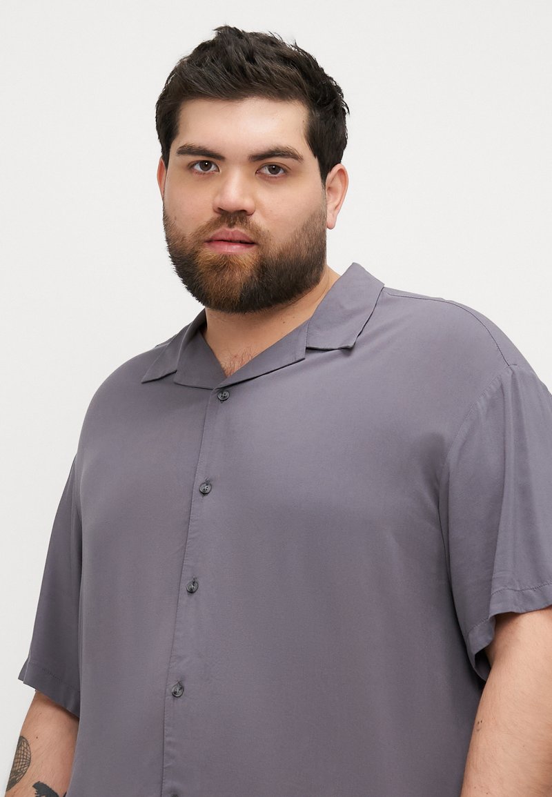 JACK & JONES Jjejeff Solid Resort Shirt - Camicia Uomo Maniche Corte, Colletto Resort, Taglio Largo - 3