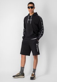 Champion AMERICAN TAPE - Jersey con capucha - black