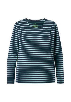 Tmavě modrý top s dlouhým rukávem, s světle modrými vodorovnými pruhy a kulatým výstřihem, zobrazený na bílém pozadí.