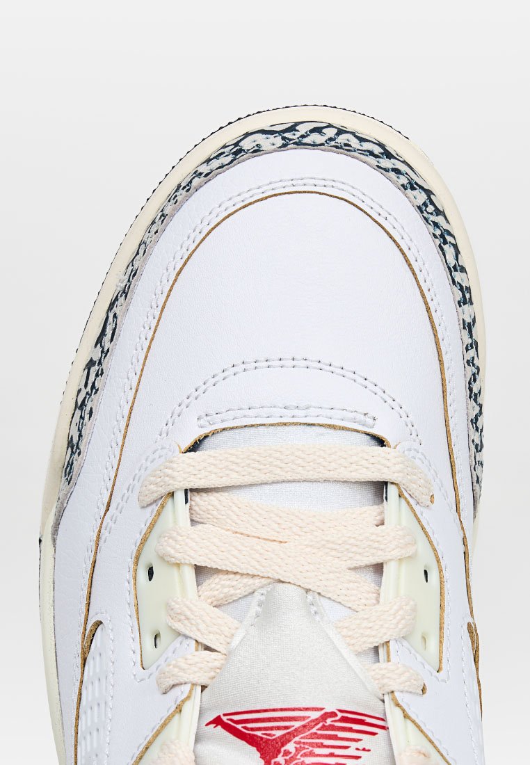 JORDAN SPIZIKE LOW