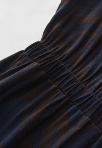 someday. MID RISE CROPPED ANIMAL PRINT - Combinaison - ocean