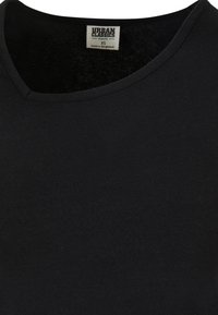 T-shirt en coton biologique noir avec col en V, taille XS, marque Urban Classics, fabriqué au Bangladesh.