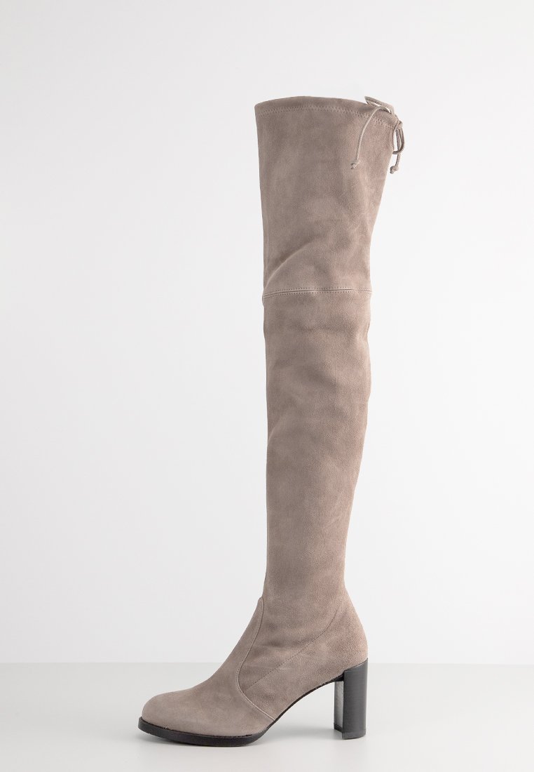 Cizme peste genunchi