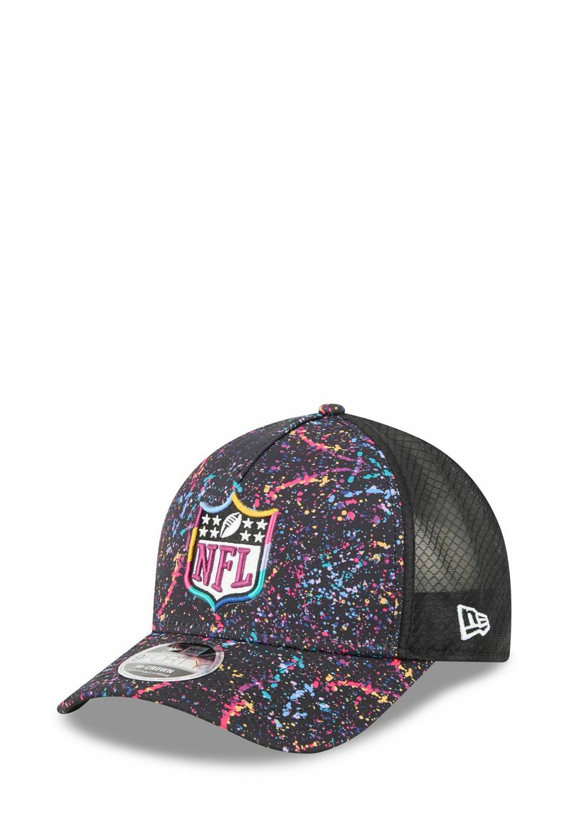 Casquette avec une base noire et un design de éclaboussures colorées, dos en maille, visière courbée et patch logo NFL à l'avant.