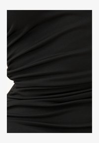 Sélectionné, black