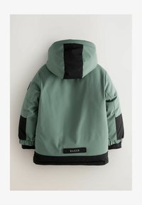 Ei valittu, sage green black