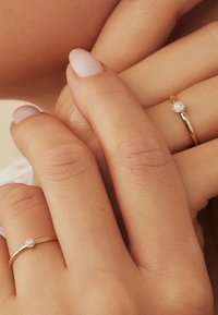 Isabel Bernard De la Paix Inaya - Ring - gold coloured