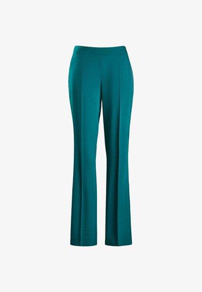 Tirkizne hlače širokega kroja z gladko teksturo, prilegajočim pasom in sprednjimi gubami, zasnovane za tekoč silhueto, narejene iz lahkotnega materiala.