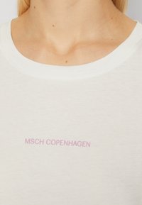 MSCH Copenhagen SMALL LOGO TEE - Basic T-shirt - white