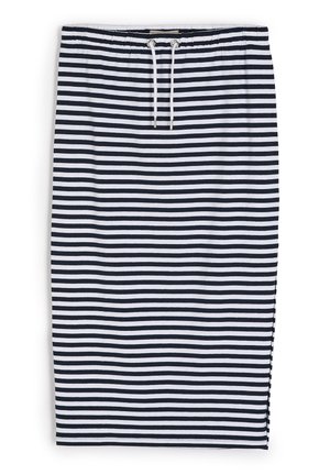Pasiasta spódnica w granatowo-białym kolorze, wykonana z miękkiego materiału. Posiada elastyczny pas z troczkiem oraz boczny rozporek.