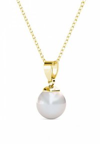 Collana in oro con pendente a forma di perla bianca rotonda e lucida, con superficie liscia e fissata nella parte superiore con un cappuccio dorato.