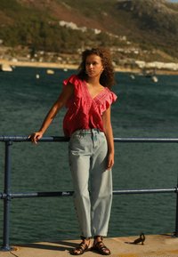 Next RUFFLE V NECK REGULAR FIT - Bluse - red