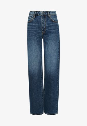 Jeans de mezclilla azules de tiro alto y pierna ancha con un lavado desteñido, que presentan un diseño clásico de cinco bolsillos, cierre de botón metálico y acentos de costura.