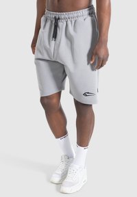 Smilodox NALE TRAINING SHORTS - Korte broeken - grau