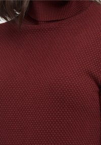Oxmo Sweter