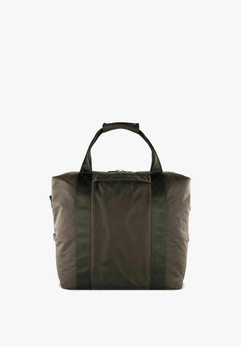 Borsa sportiva verde scuro realizzata in nylon liscio. Presenta manici neri robusti e una chiusura con zip con una tasca frontale. Forma rettangolare.