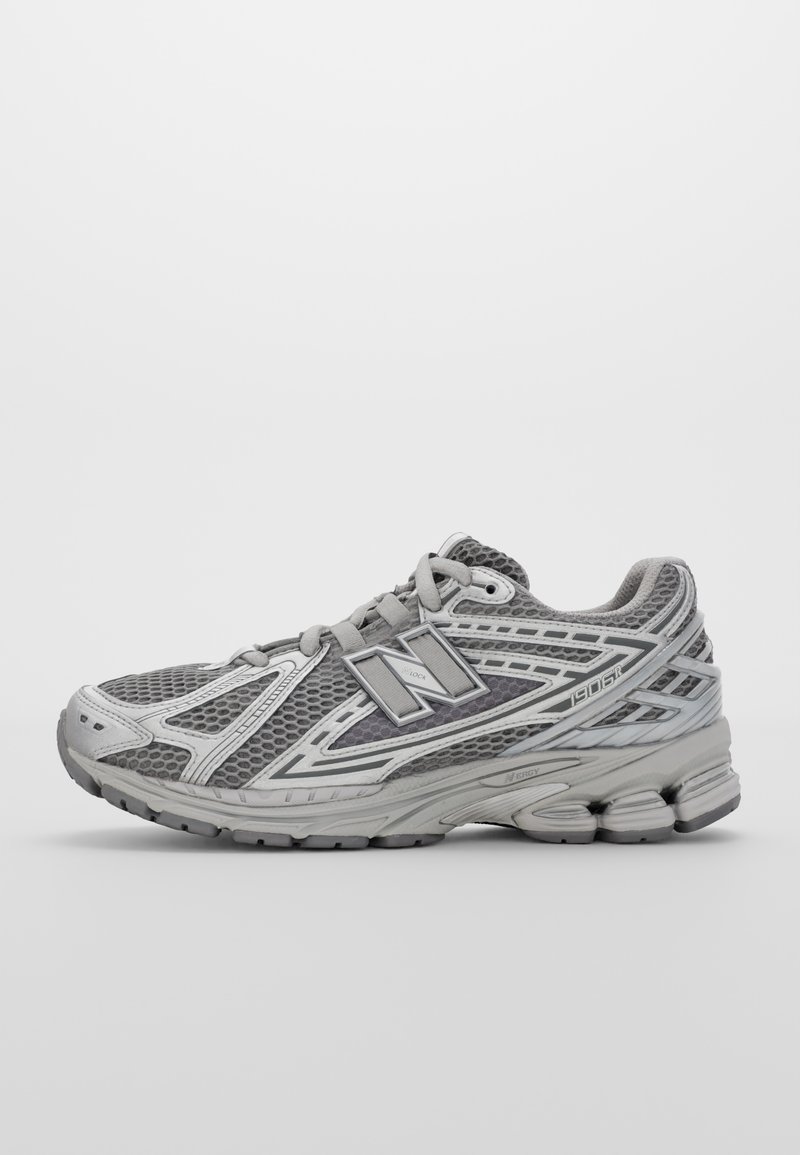 1906 harbor grey/dark grey