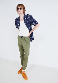 Only & Sons ONSALVIN OBJECT RESORT LINEN MIX - Camicia - navy blazer