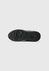 Columbia PEAKFREAK - Scarpa da hiking - black