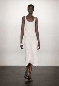 Massimo Dutti FLOUNCE MIDI - Freizeitkleid - white