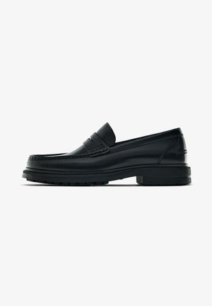 Massimo Dutti, Chaussons - black