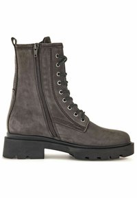 Gabor Botki na platformie