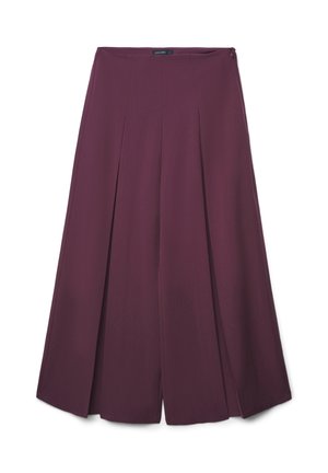 Pantaloni a gamba larga in un profondo color prugna, realizzati in un tessuto liscio. Presentano pince frontali e una chiusura con zip laterale. Design semplice e pulito.