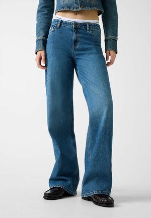 WIDE LEG - Relaxed fit jeans - in medium used wash