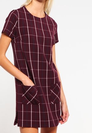 Denní šaty - dark red