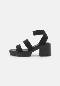 Platvormsandaalid - black