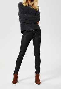 DreiMaster Stickad tröja - dark grey