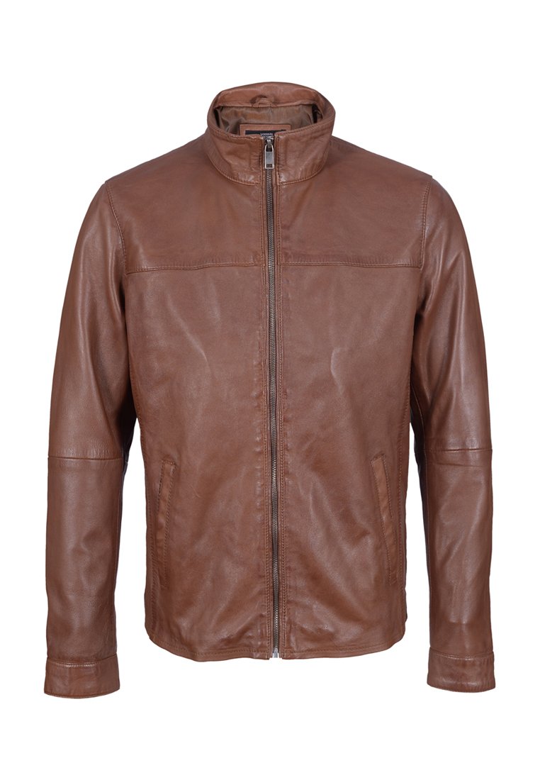 Giacca in pelle marrone con colletto rialzato, chiusura frontale con zip, due tasche laterali e una texture liscia. Vestibilità su misura con linee pulite.