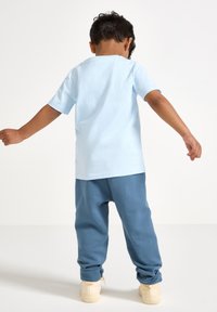 Lindex WITH REINFORCED KNEES - Träningsbyxor - dark dusty blue