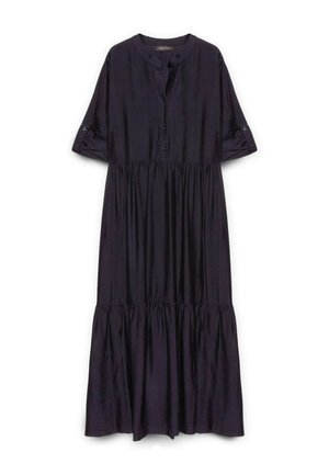 Abito lungo di colore viola scuro con scollatura rotonda, maniche corte, chiusura frontale con bottoni e gonna a strati arricciata. Tessuto leggero con una sottile trama.