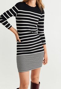 Mango Strickkleid - black