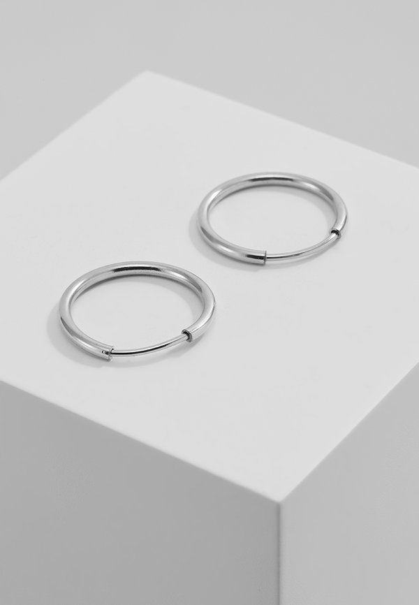 DIA HOOP - Earrings2