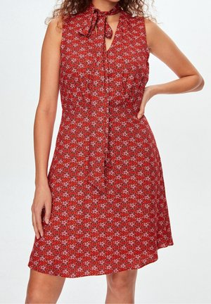 Robe de jour - red
