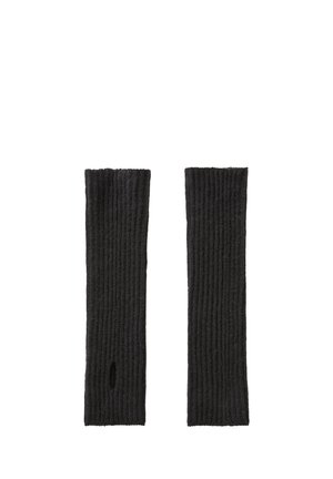 Scaldamuscoli neri a coste realizzati in morbido tessuto, con un'apertura per il pollice. Design resistente ed elastico per il massimo comfort.