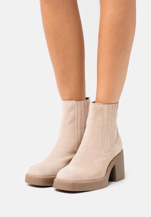 Zign, Bottines à talons hauts - beige