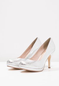 Tamaris Klassiska pumps - silver-coloured