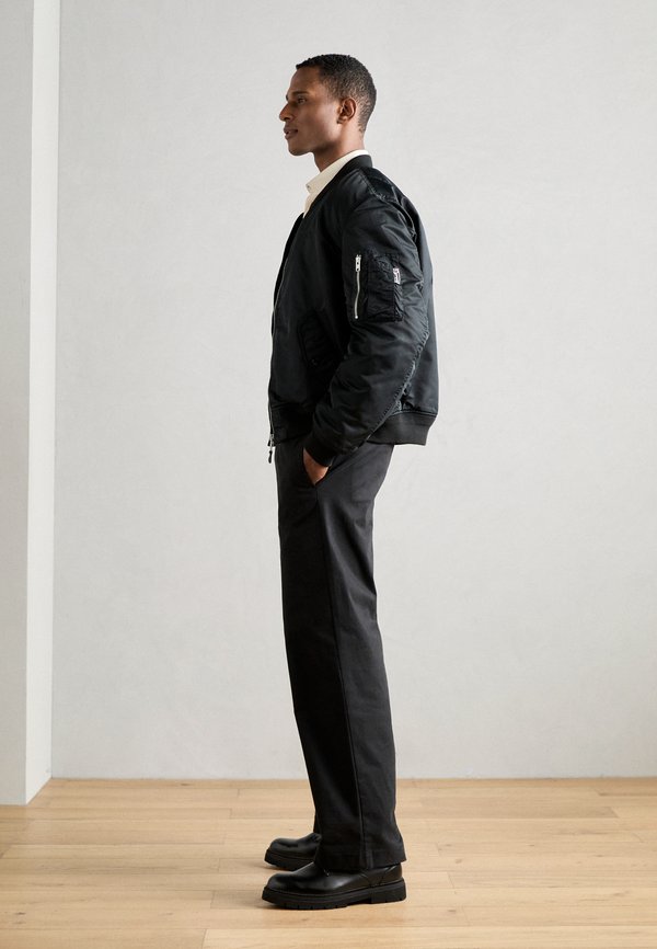 MACAMPSRS - Bomber Jacket3