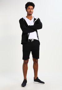 Thumbnail Image 2