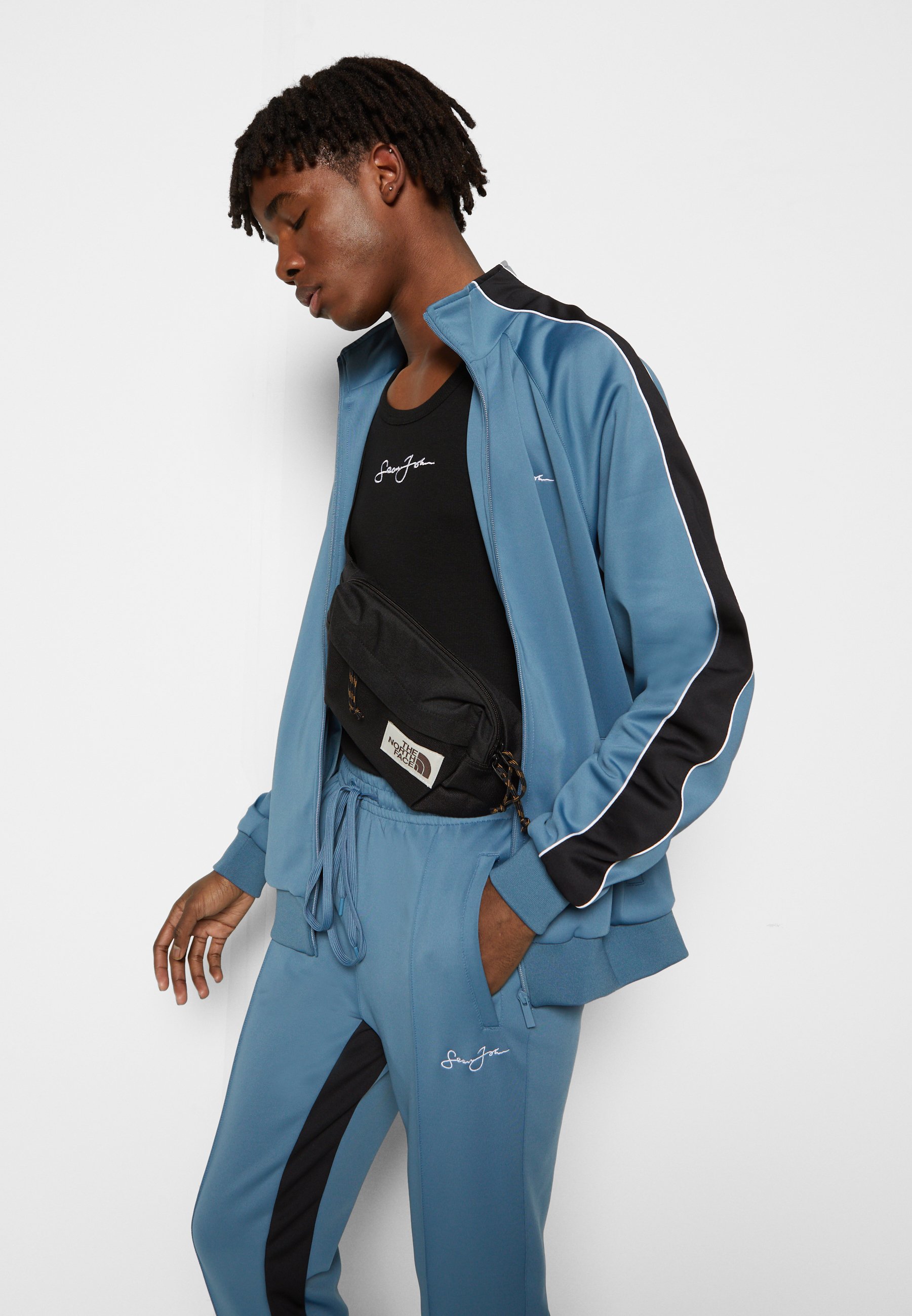 Sean John SCRIPT LOGO TRACKPANTS 