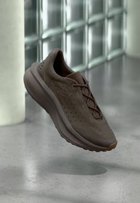 Δεν επιλέχθηκε, dark brown