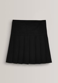 Schwarzer plissierter Rock mit einem glatten Bund, hergestellt aus einem weichen Stoff. Verfügt über vertikale Falten und einen Saum, der oberhalb des Knies sitzt.