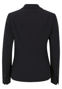 Čierny blazer s priliehavým strihom, s klopovým golierom, dlhými rukávmi a gombíkovými detailami na manžetách. Hladká textúra látky.