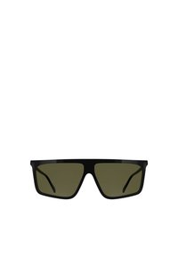 Occhiali da sole neri con montatura rettangolare, lenti verde scuro e astine nere sottili. Texture liscia senza loghi o motivi visibili.